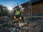 Dewalt DCM575N-XJ 54v Flexvolt Chainsaw (Body Only)