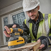 Dewalt 125mm Random Orbital Sander 240v